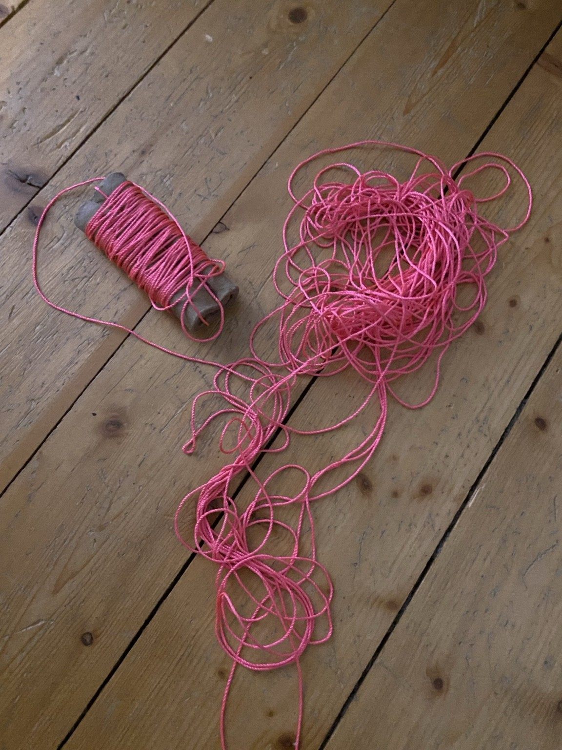 Bright pink thread before integration